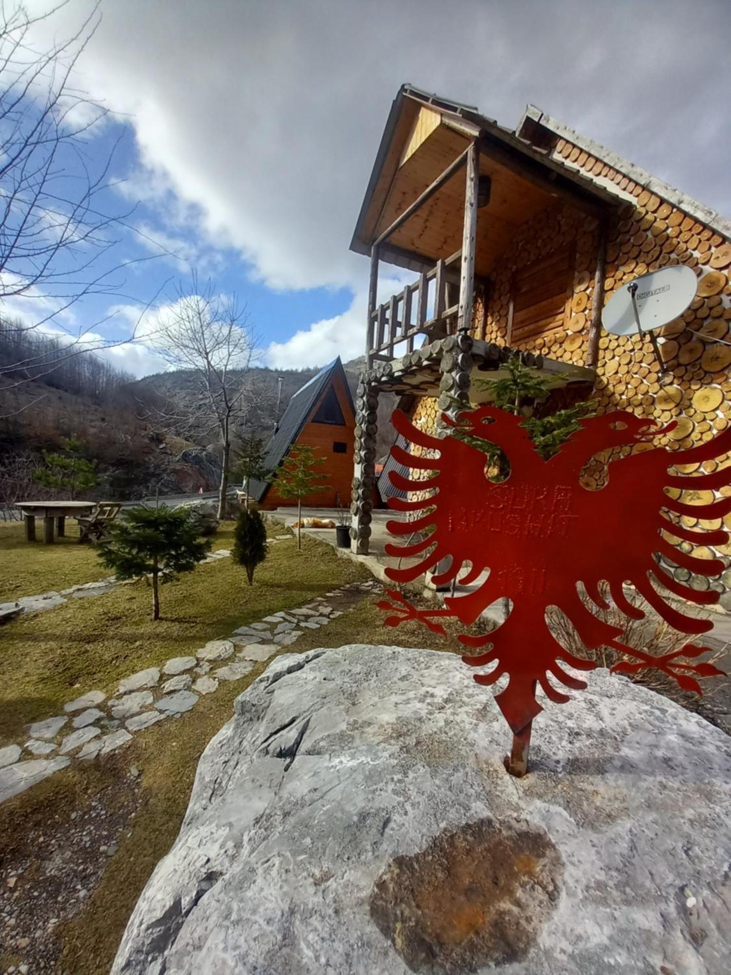 Vilat Suka Mkushit Shkodër Buitenkant foto