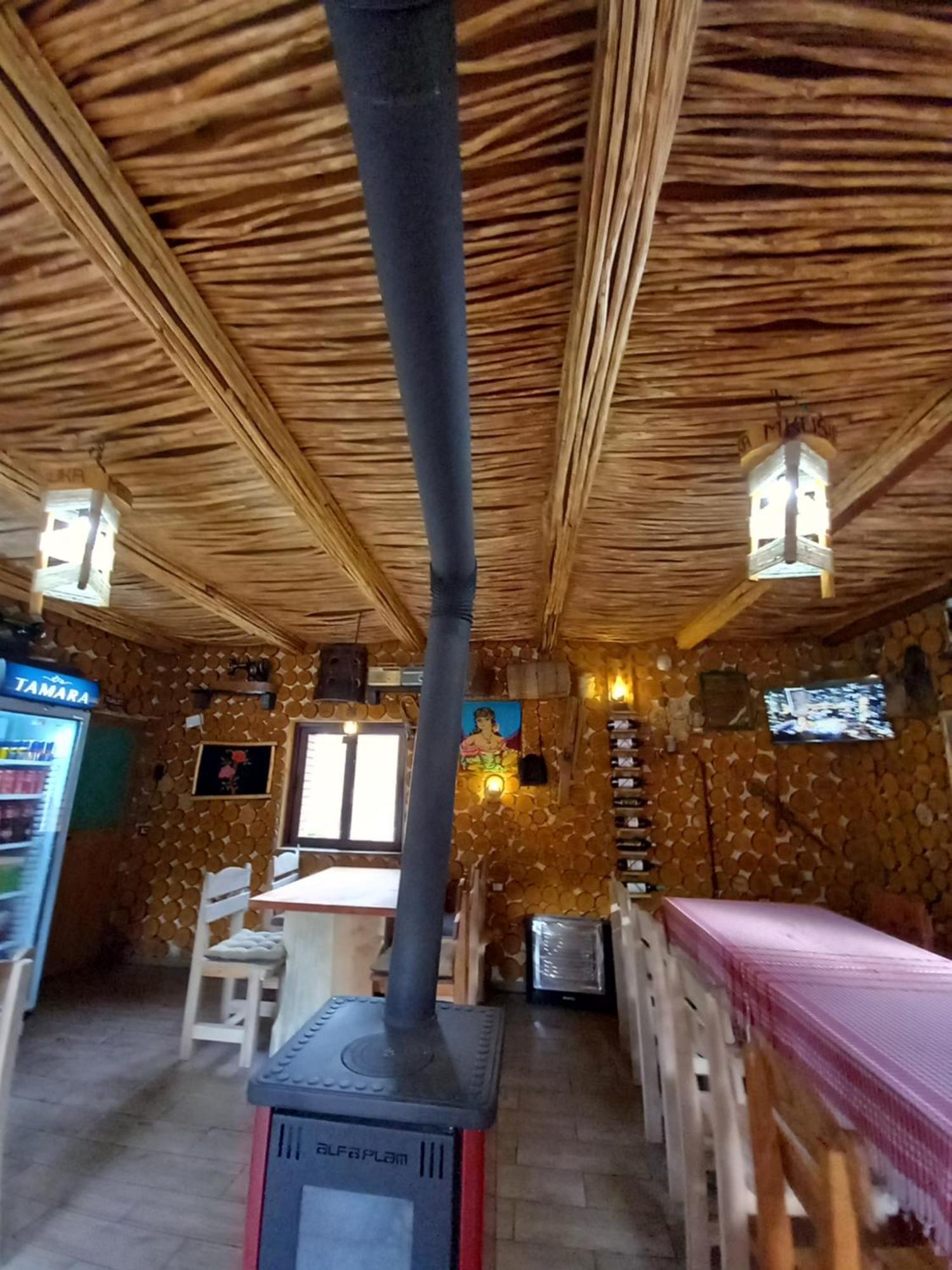 Vilat Suka Mkushit Shkodër Buitenkant foto